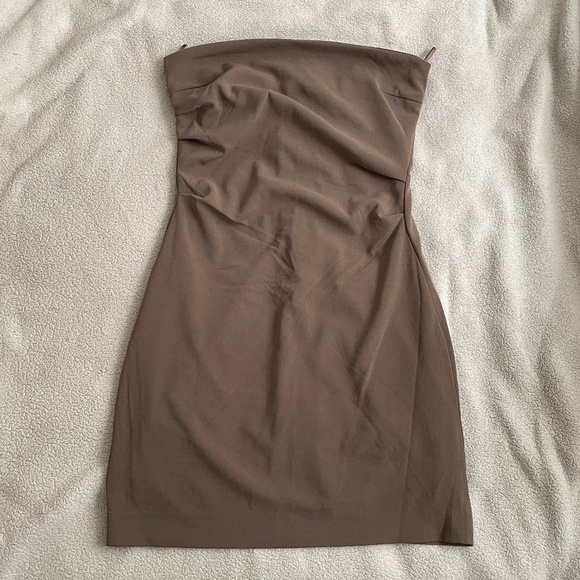 Zara Strapless Mini Dress Taupe/Light Brown - Picture 2 of 8